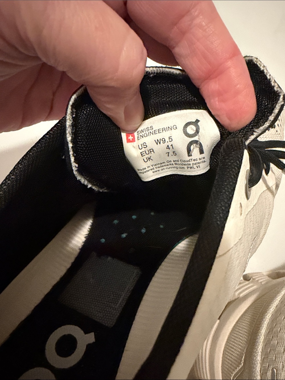 On Cloud Running Sneakers - Picture 8 of 8